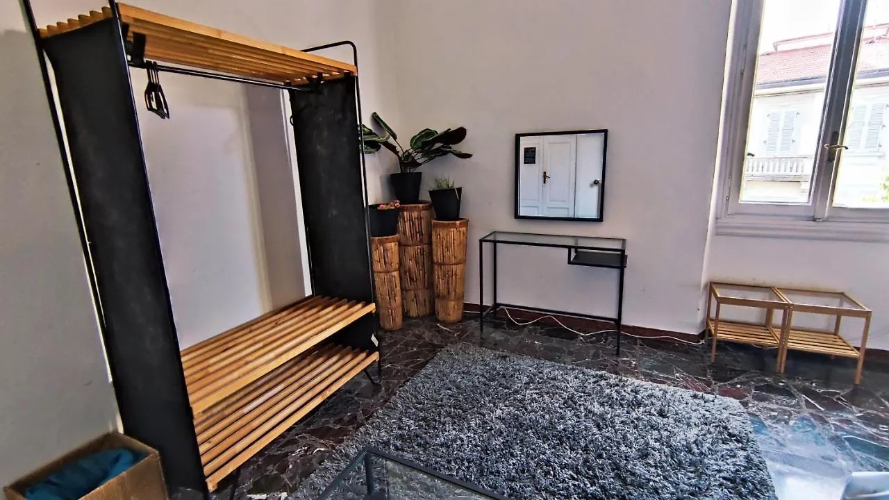 Homestay Urban Central Florence Italy