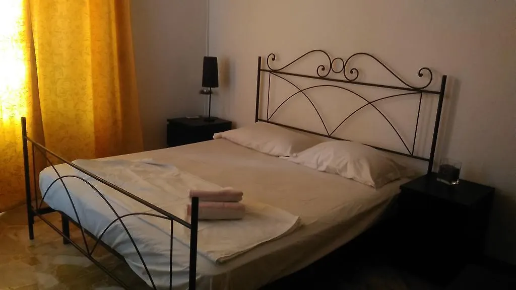 Homestay Urban Central Florence Italy
